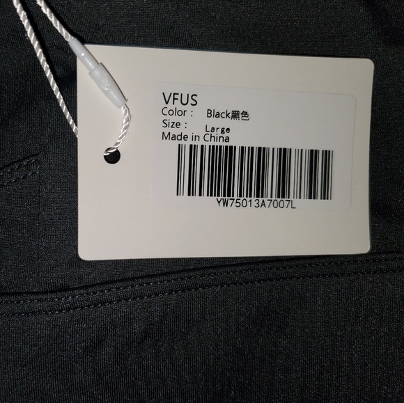 Adjustable High Impact Sports Bra with Zipper - Black - Picture 7 of 8